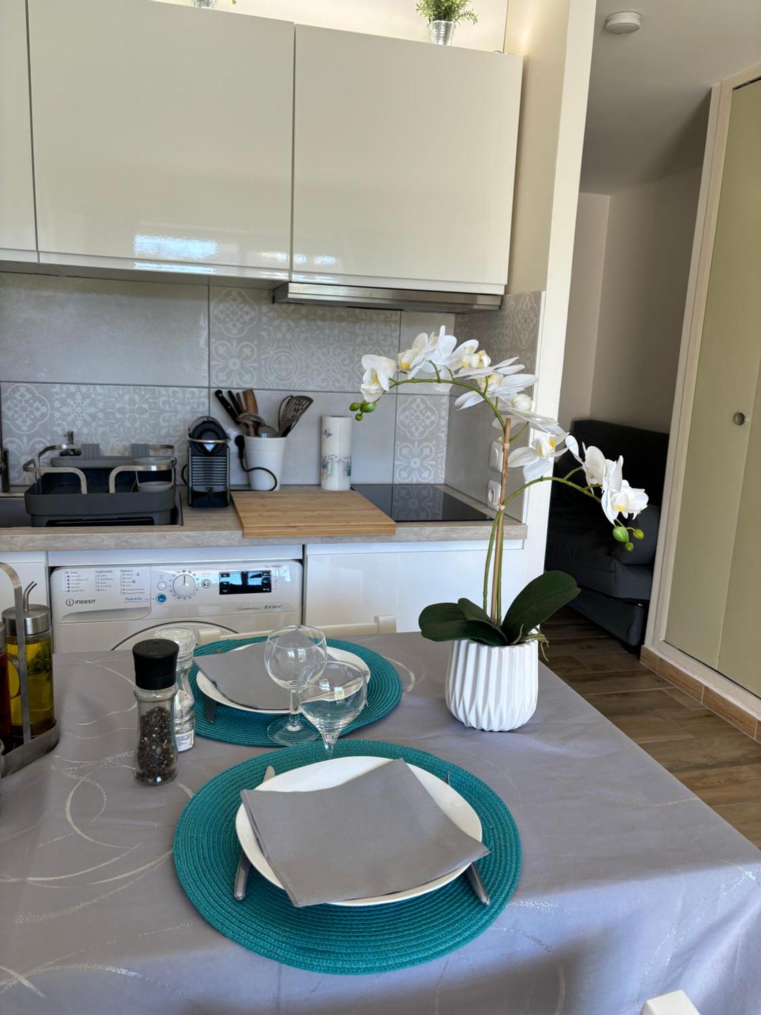 Proche Centre Sanary Studio Climatise 4 Personnes Exterior foto